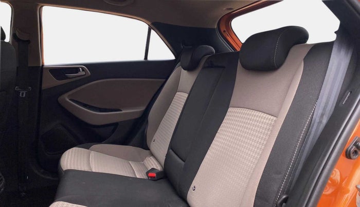 2018 Hyundai Elite i20 ASTA 1.2 (O), Petrol, Manual, 15,894 km, Right Side Rear Door Cabin