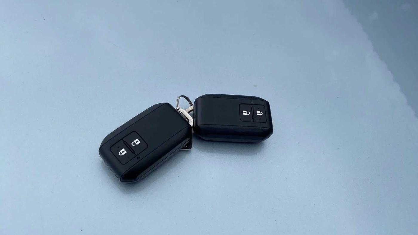 2022 Maruti Baleno ZETA PETROL 1.2, Petrol, Manual, 16,196 km, Key Close Up