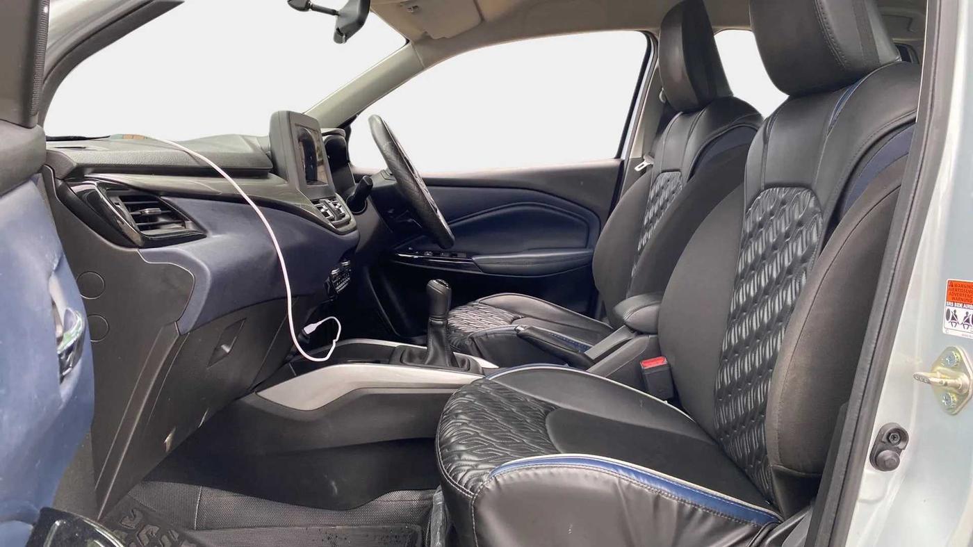 2022 Maruti Baleno ZETA PETROL 1.2, Petrol, Manual, 16,196 km, Right Side Front Door Cabin