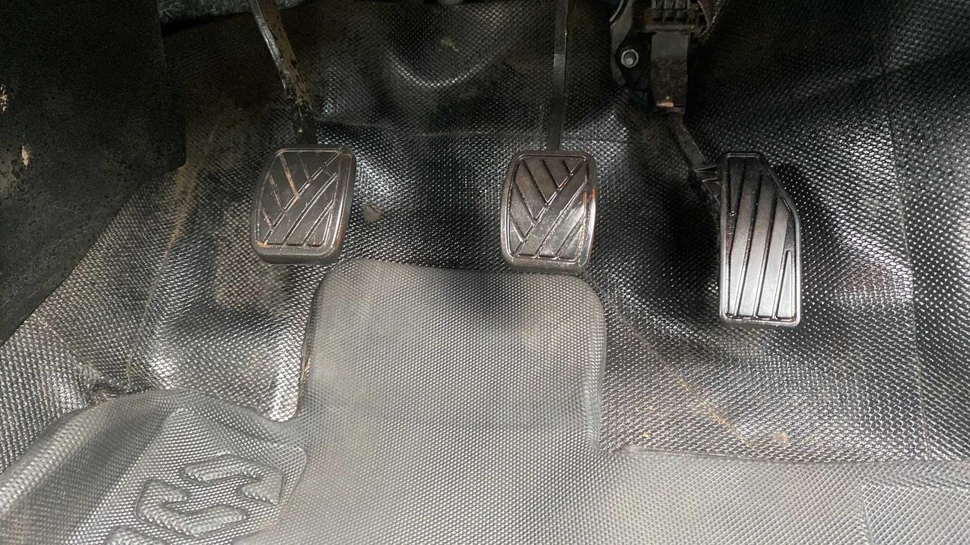 2022 Maruti Baleno ZETA PETROL 1.2, Petrol, Manual, 16,196 km, Pedals