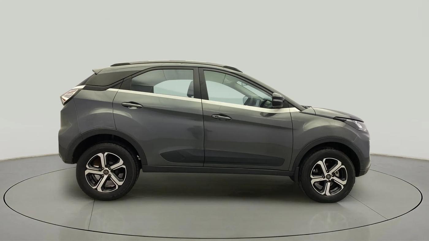 2021 Tata NEXON XZA PLUS PETROL, Petrol, Automatic, 8,841 km, Right Side View