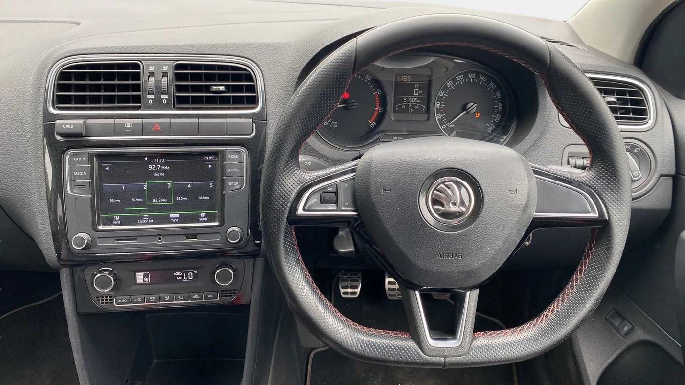 2018 Skoda Rapid STYLE 1.6 MPI, Petrol, Manual, 51,476 km, Steering Wheel Close Up