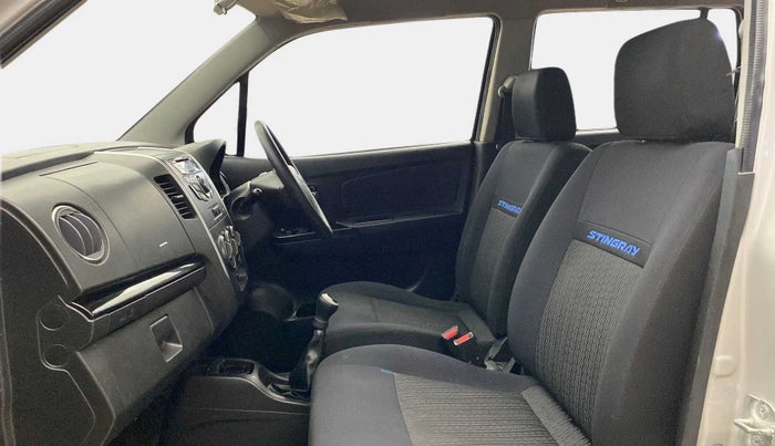 2013 Maruti Wagon R Stingray VXI, Petrol, Manual, 96,204 km, Right Side Front Door Cabin