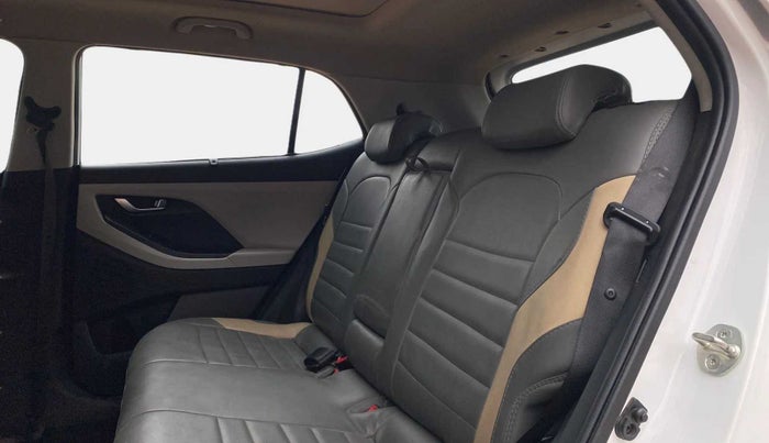 2020 Hyundai Creta SX 1.5 PETROL, Petrol, Manual, 29,009 km, Right Side Rear Door Cabin