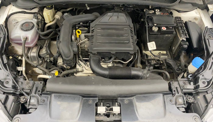 2022 Volkswagen VIRTUS HIGHLINE TSI 1.0 MT, Petrol, Manual, 18,651 km, Open Bonet