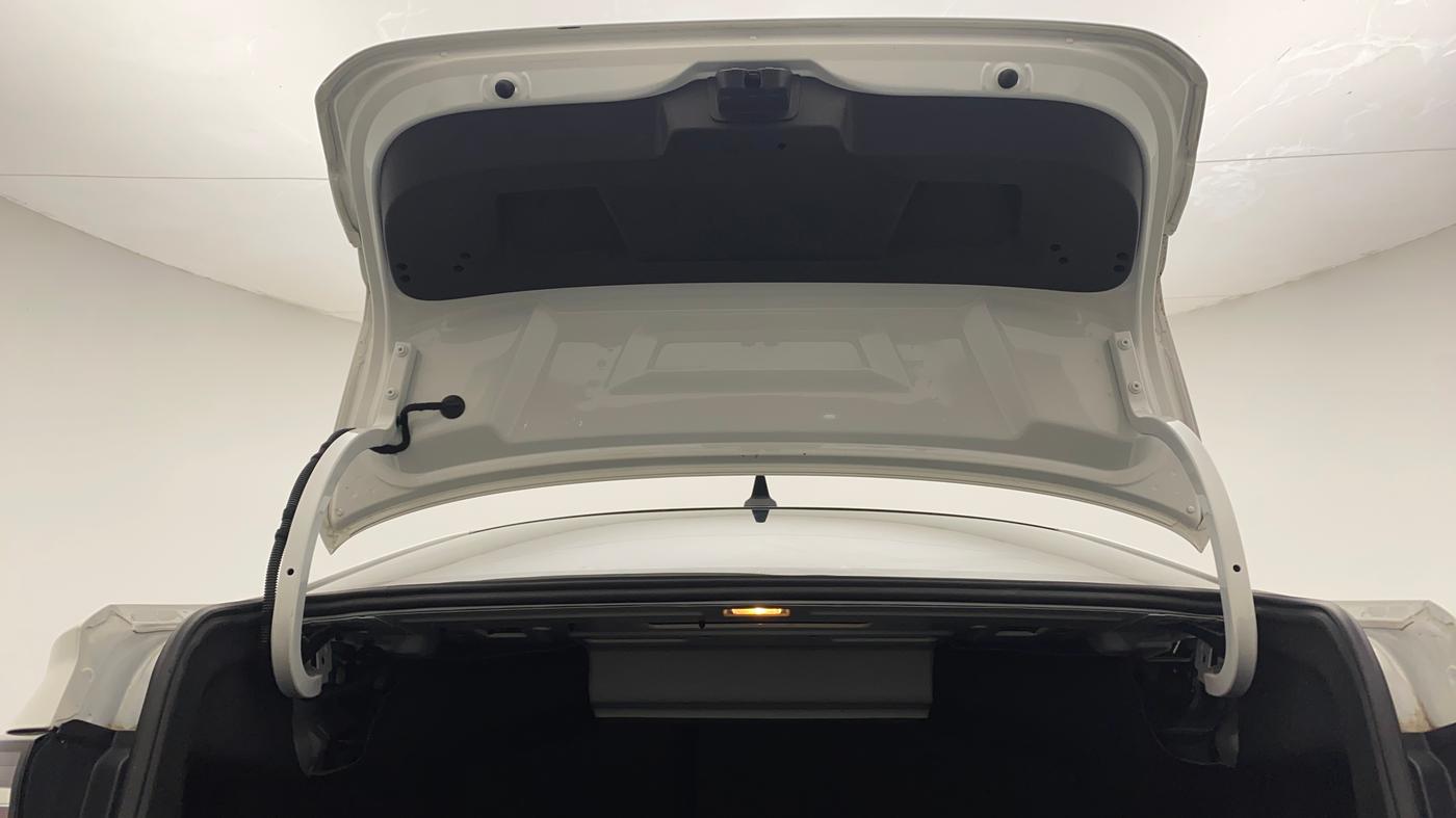 2022 Volkswagen VIRTUS HIGHLINE TSI 1.0 MT, Petrol, Manual, 18,651 km, Boot Door Open