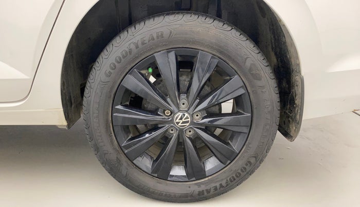 2022 Volkswagen VIRTUS HIGHLINE TSI 1.0 MT, Petrol, Manual, 18,651 km, Left Rear Wheel