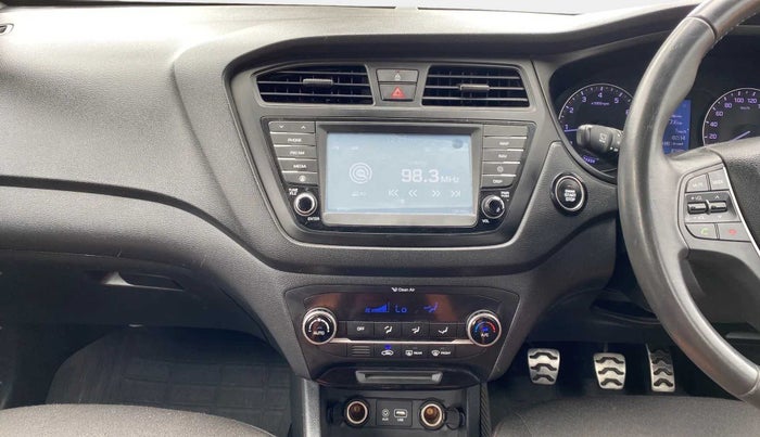 2016 Hyundai i20 Active 1.2 SX, Petrol, Manual, 27,654 km, Air Conditioner