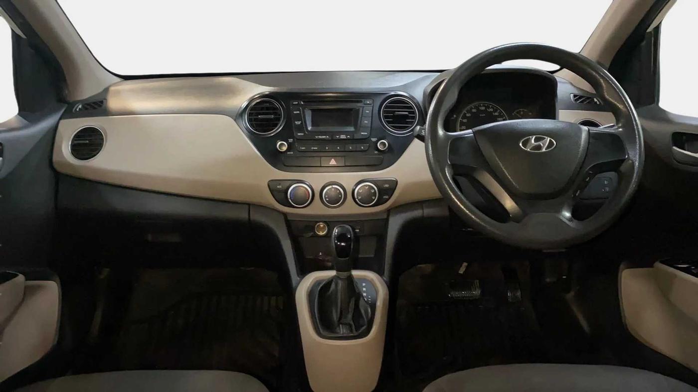 2014 Hyundai Grand i10 SPORTZ 1.2 KAPPA VTVT, Petrol, Manual, 78,904 km, Dashboard