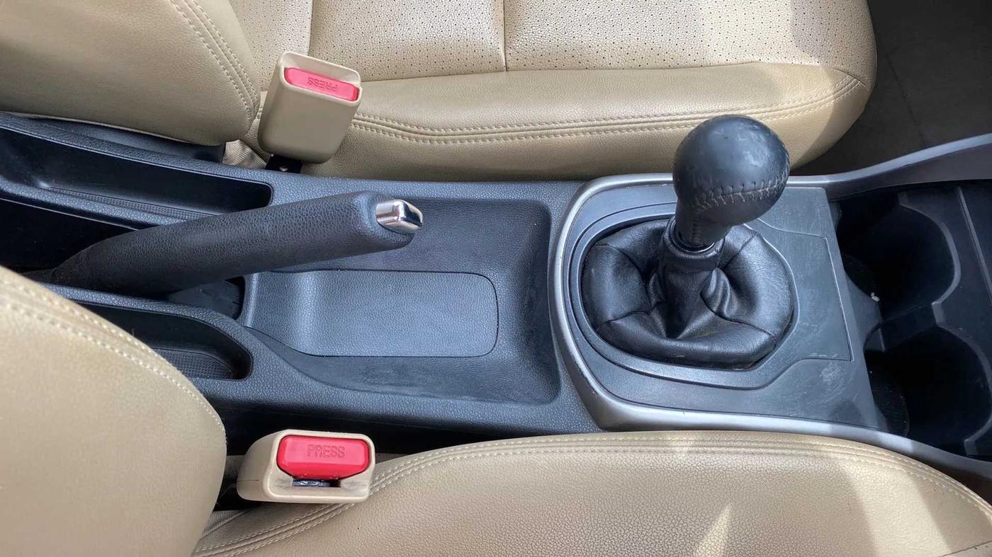 2018 Honda City 1.5L I-VTEC VX, Petrol, Manual, 35,955 km, Gear Lever