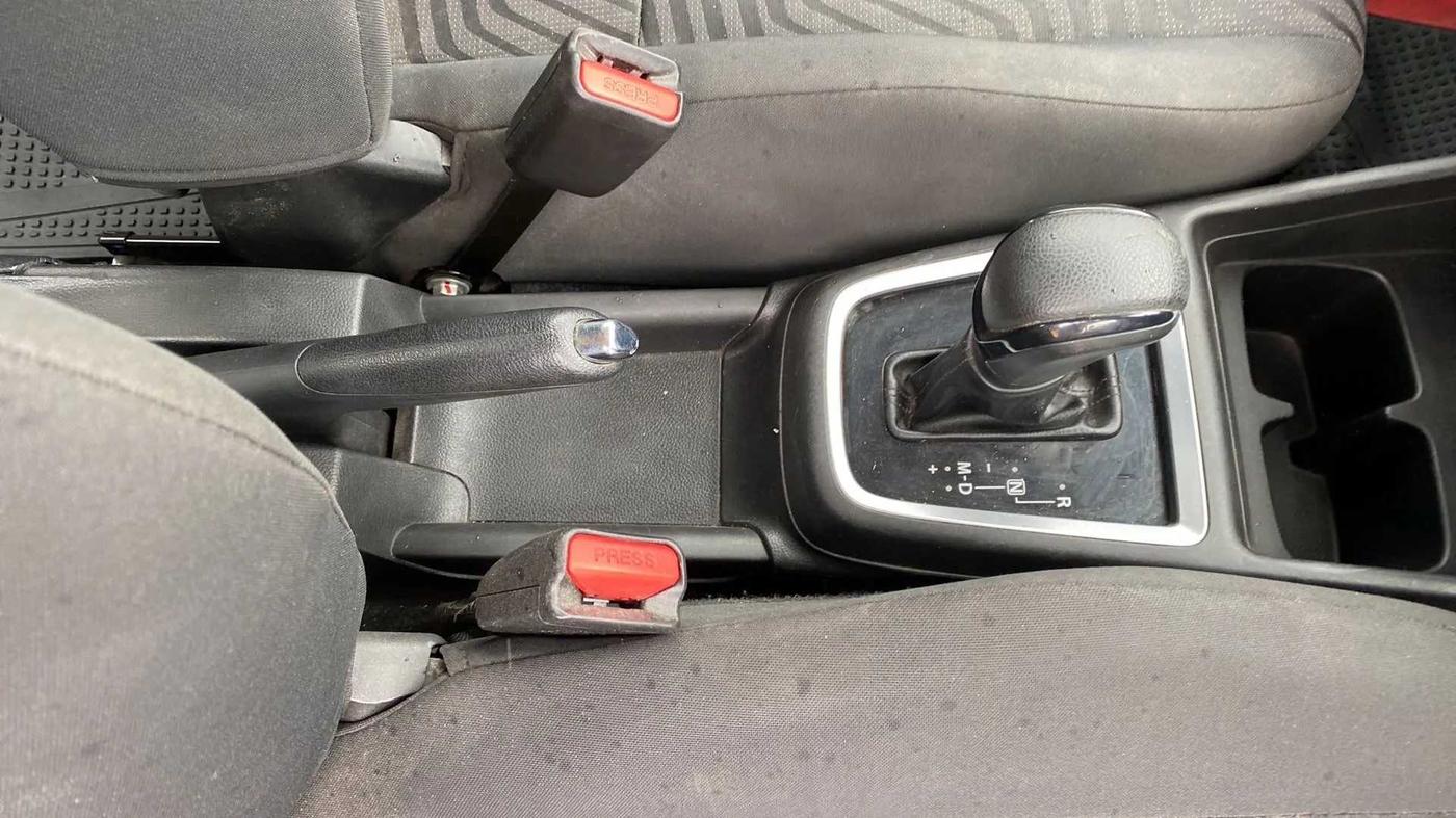 2018 Maruti Swift ZXI AMT, Petrol, Automatic, 46,341 km, Gear Lever