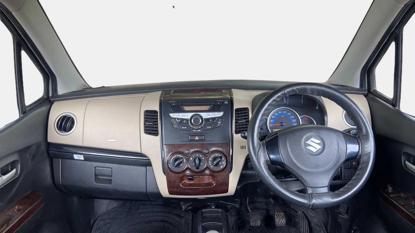 2017 Maruti Wagon R 1.0 VXI, Petrol, Manual, 15,496 km, Dashboard