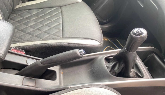 2017 Maruti Baleno ZETA PETROL 1.2, Petrol, Manual, 42,009 km, Gear Lever
