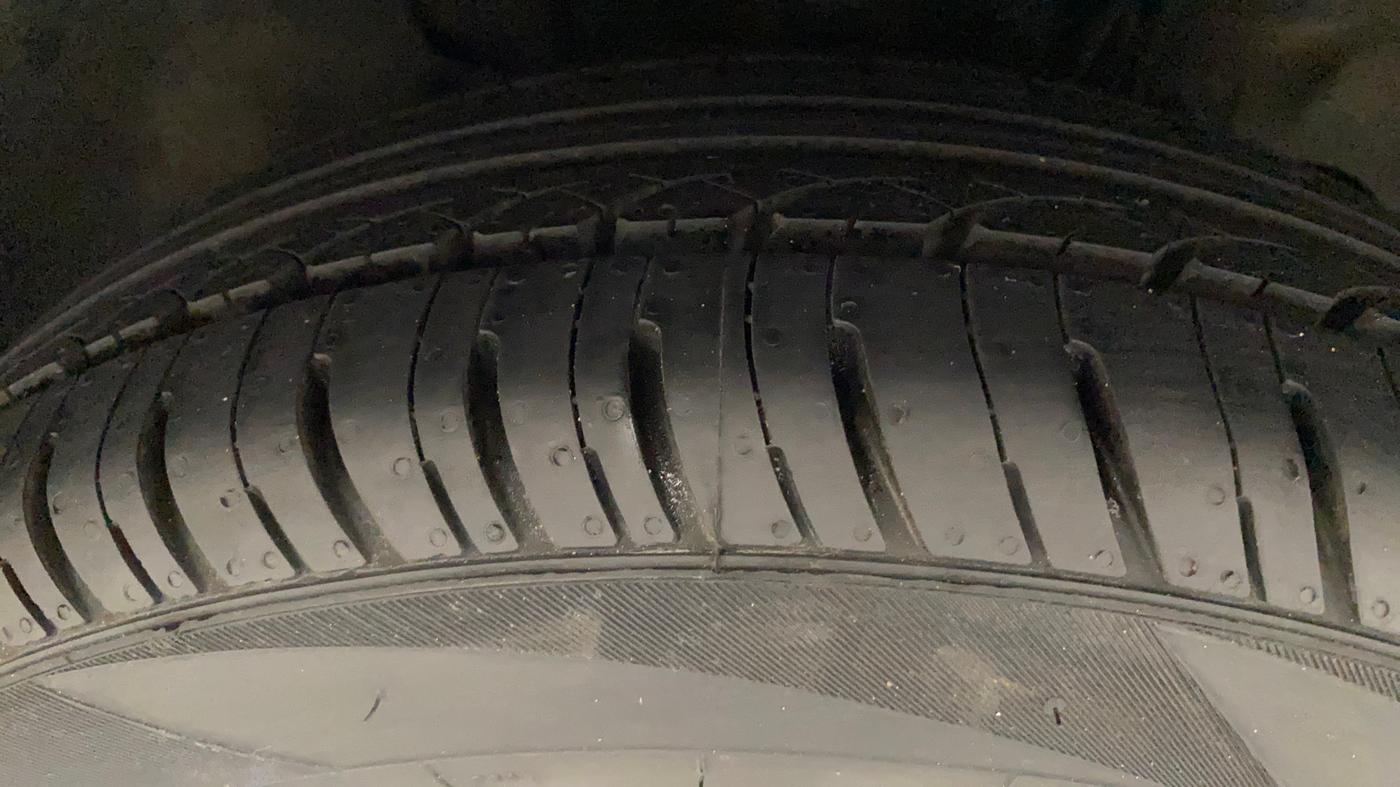 2019 Tata Tiago XZA PETROL, Petrol, Automatic, 21,298 km, Right Front Tyre Tread