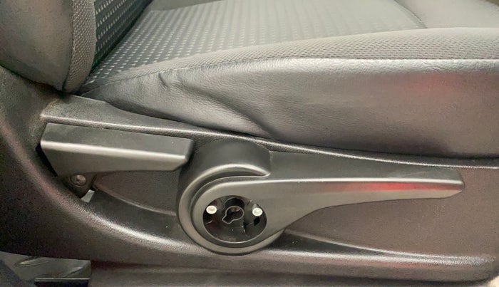 2019 Tata Tiago XZA PETROL, Petrol, Automatic, 21,298 km, Driver Side Adjustment Panel