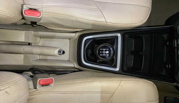 2019 Maruti Dzire VXI, Petrol, Manual, 39,018 km, Gear Lever