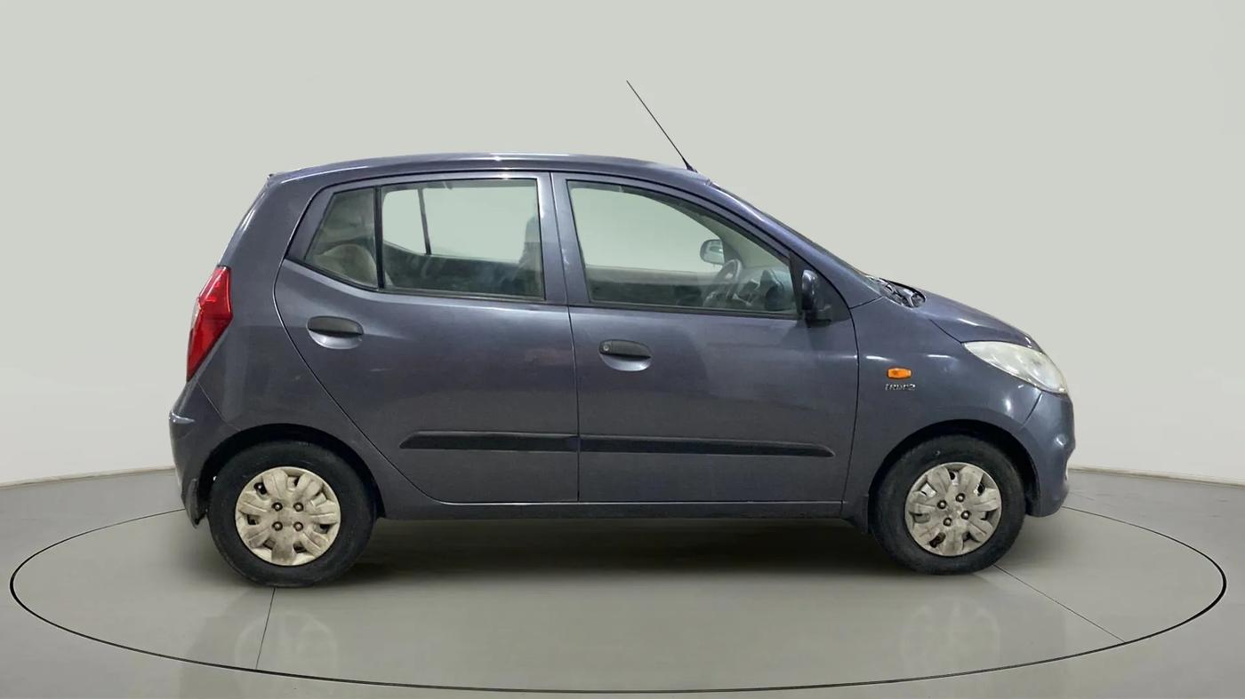 2013 Hyundai i10 MAGNA 1.1, Petrol, Manual, 7,456 km, Right Side View