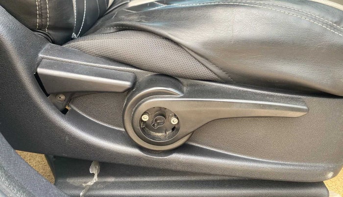 2019 Tata NEXON XZA PLUS PETROL, Petrol, Automatic, 30,627 km, Driver Side Adjustment Panel