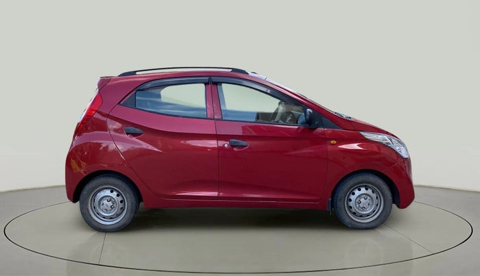 2017 Hyundai Eon ERA +, Petrol, Manual, 28,205 km, Right Side View