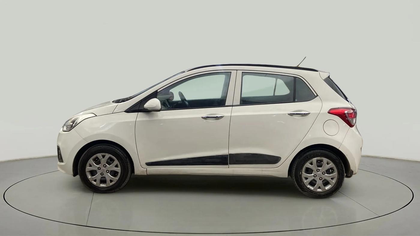 2014 Hyundai Grand i10 SPORTZ 1.2 KAPPA VTVT, Petrol, Manual, 60,457 km, Left Side