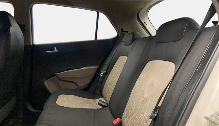 2014 Hyundai Grand i10 SPORTZ 1.2 KAPPA VTVT, Petrol, Manual, 60,457 km, Right Side Rear Door Cabin