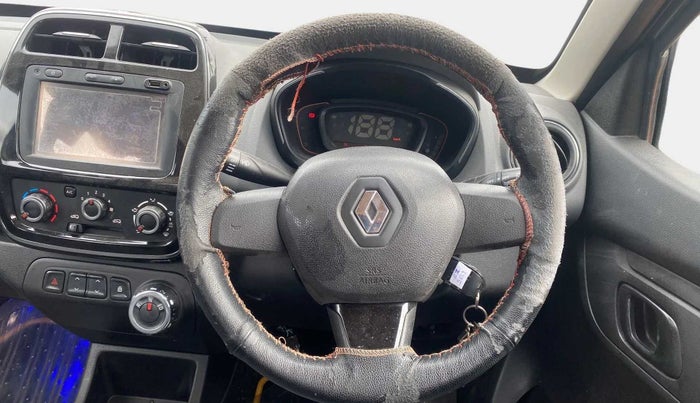 2017 Renault Kwid RXT 1.0 AMT, Petrol, Automatic, 6,192 km, Steering Wheel Close Up