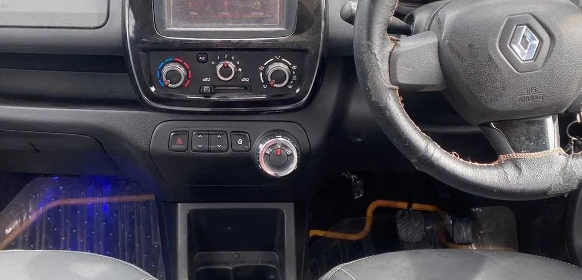2017 Renault Kwid RXT 1.0 AMT, Petrol, Automatic, 6,192 km, Gear Lever