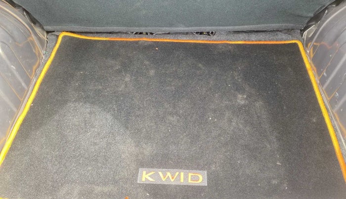 2017 Renault Kwid RXT 1.0 AMT, Petrol, Automatic, 6,192 km, Boot Inside