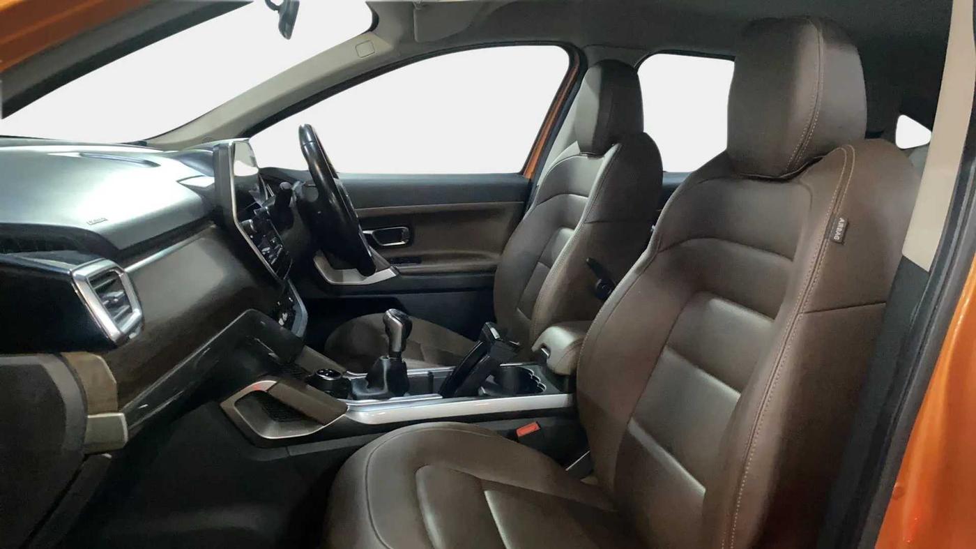 2019 Tata Harrier XZ 2.0L, Diesel, Manual, 59,821 km, Right Side Front Door Cabin