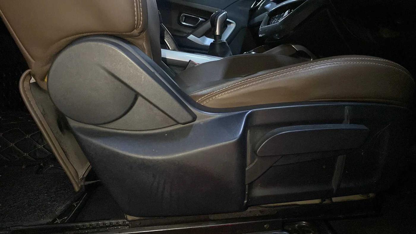 2019 Tata Harrier XZ 2.0L, Diesel, Manual, 59,821 km, Driver Side Adjustment Panel