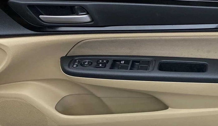 2019 Honda Amaze 1.2L I-VTEC V CVT, Petrol, Automatic, 50,120 km, Driver Side Door Panels Control