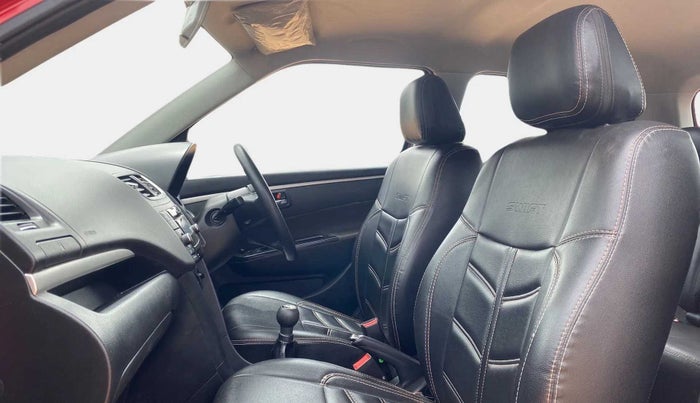 2017 Maruti Swift VXI O, Petrol, Manual, 39,625 km, Right Side Front Door Cabin