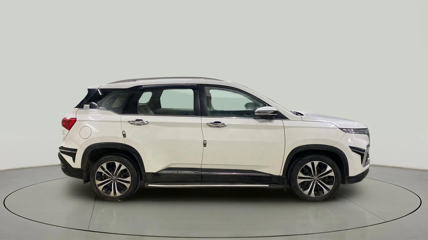 2021 MG HECTOR SHARP 2.0 DIESEL, Diesel, Manual, 16,979 km, Right Side View
