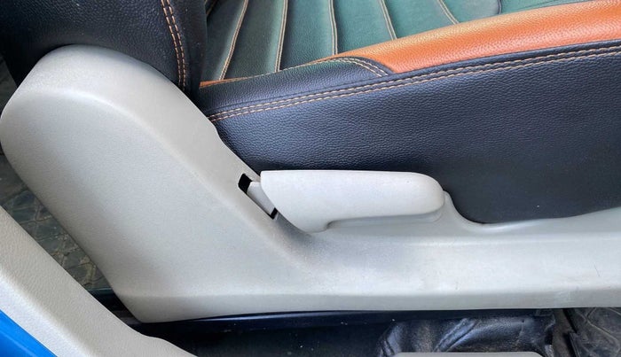 2016 Maruti Celerio ZXI, Petrol, Manual, 27,167 km, Driver Side Adjustment Panel