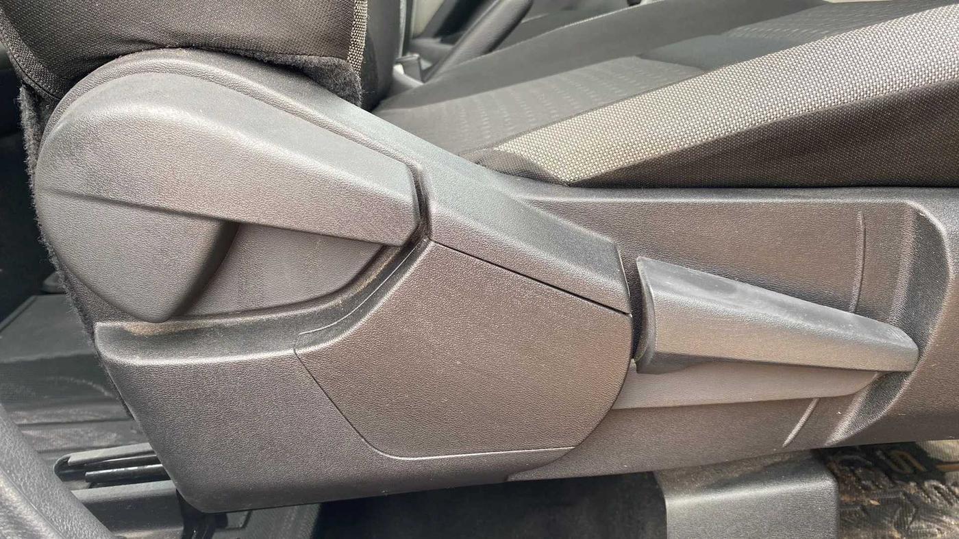 2022 Nissan MAGNITE XV TURBO CVT, Petrol, Automatic, 11,279 km, Driver Side Adjustment Panel
