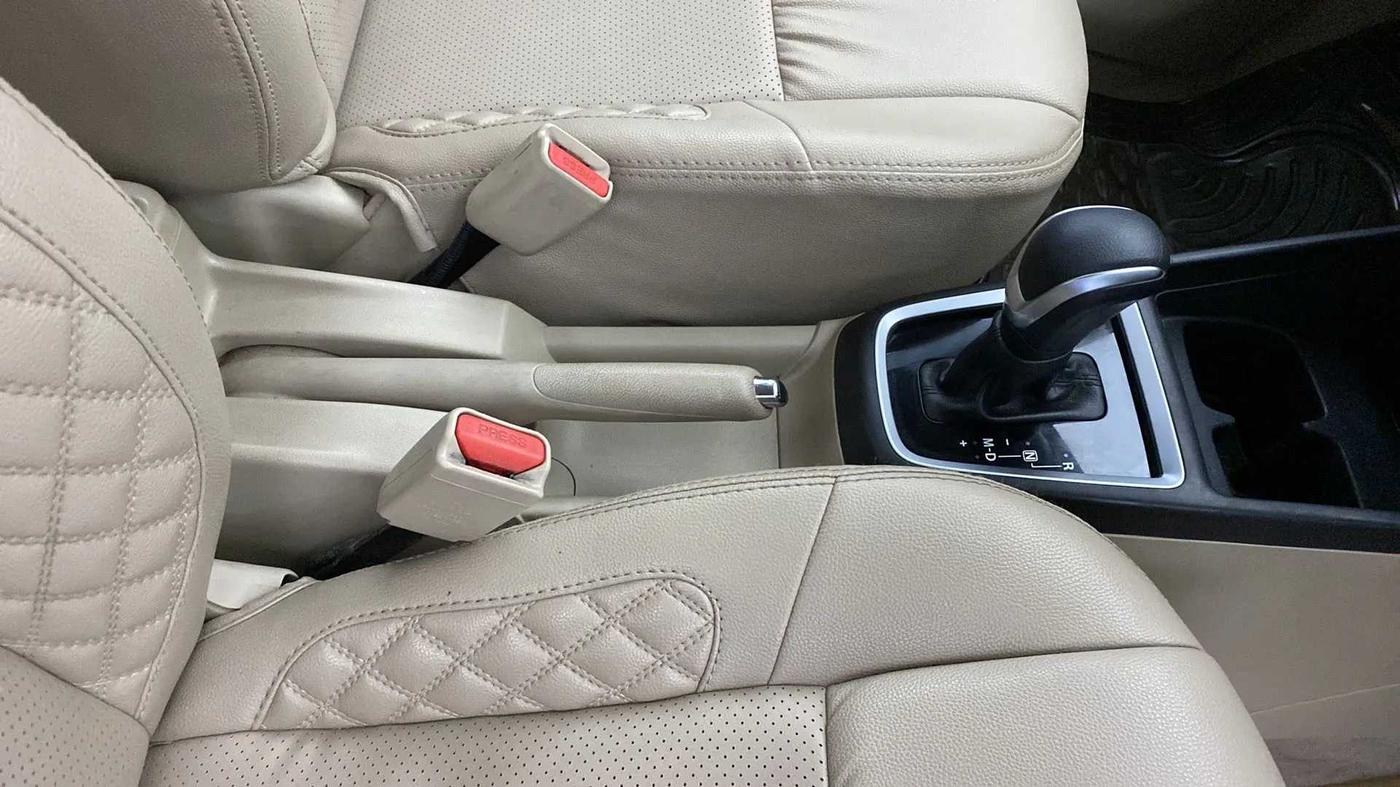 2021 Maruti Dzire ZXI Plus AMT, Petrol, Automatic, 54,064 km, Gear Lever