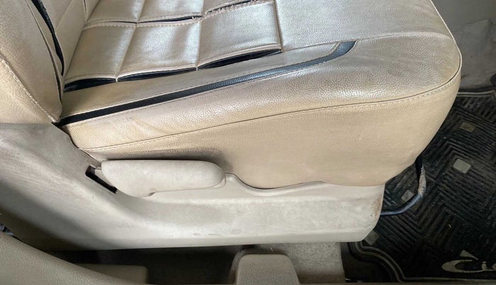 2015 Maruti Ciaz VXI, Petrol, Manual, 1,18,660 km, Driver Side Adjustment Panel
