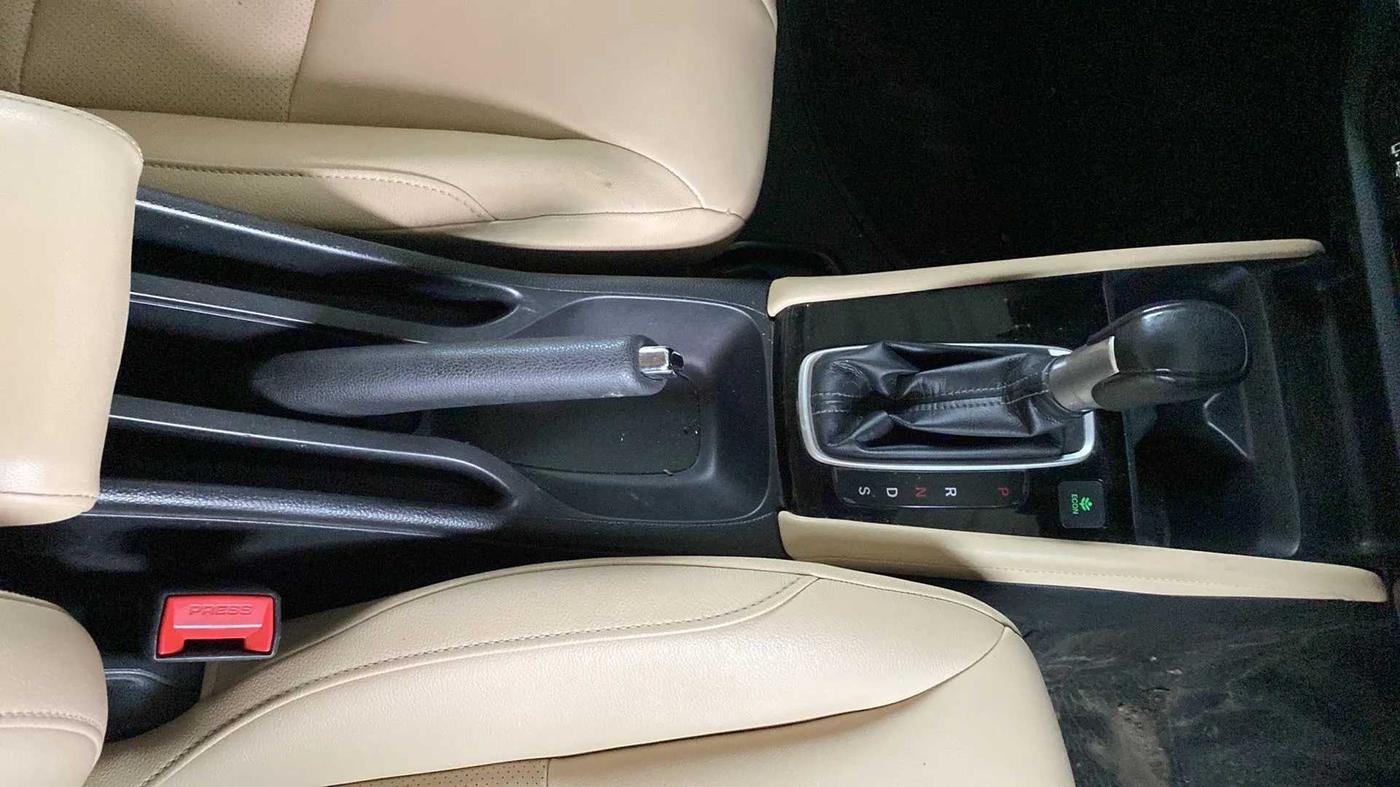 2021 Honda City 1.5L I-VTEC ZX CVT, Petrol, Automatic, 29,375 km, Gear Lever