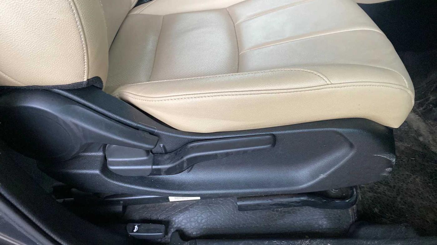 2021 Honda City 1.5L I-VTEC ZX CVT, Petrol, Automatic, 29,375 km, Driver Side Adjustment Panel
