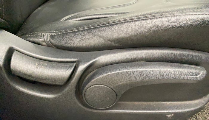 2019 Hyundai Creta SX 1.6 PETROL, Petrol, Manual, 43,499 km, Driver Side Adjustment Panel