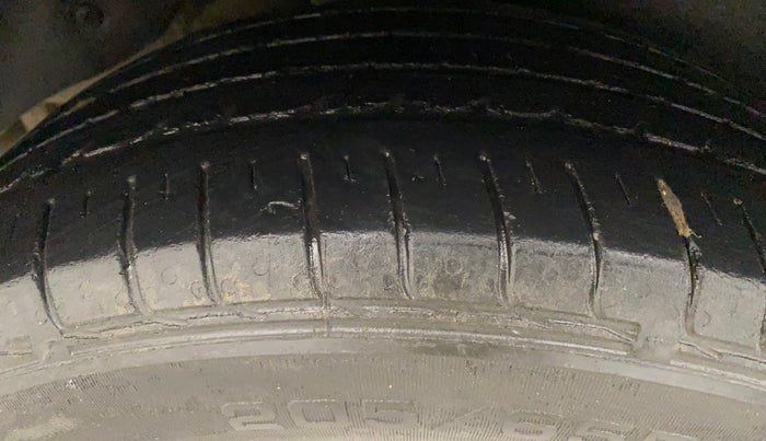 2019 Hyundai Creta SX 1.6 PETROL, Petrol, Manual, 43,499 km, Right Rear Tyre Tread
