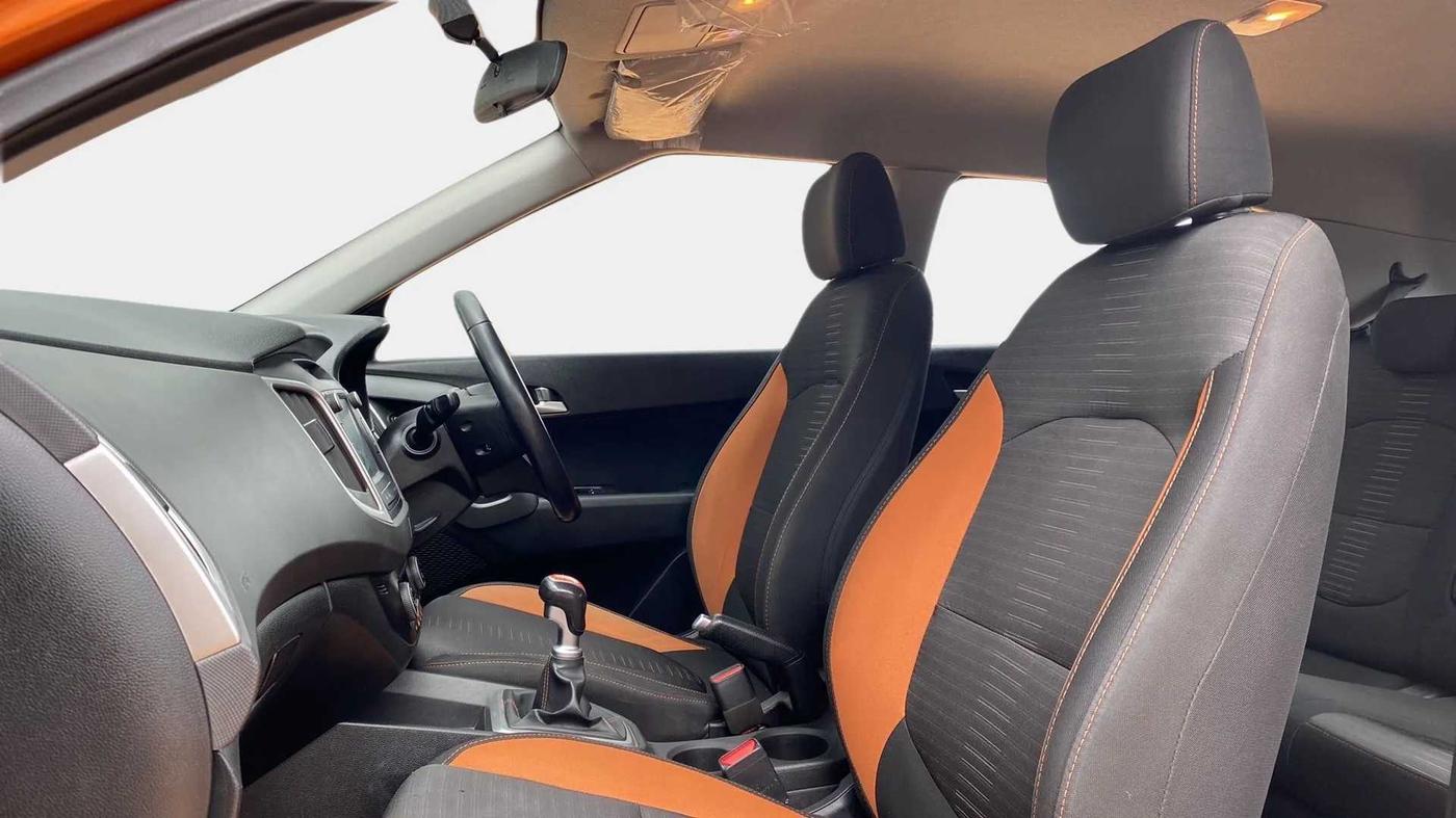 2018 Hyundai Creta SX 1.6 DIESEL DUAL TONE, Diesel, Manual, 55,125 km, Right Side Front Door Cabin