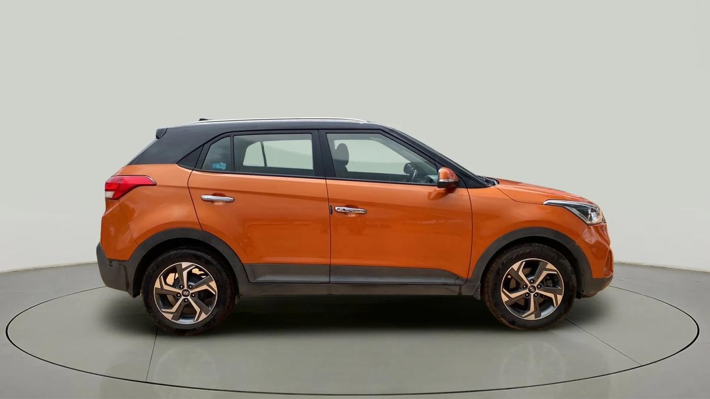 2018 Hyundai Creta SX 1.6 DIESEL DUAL TONE, Diesel, Manual, 55,125 km, Right Side View