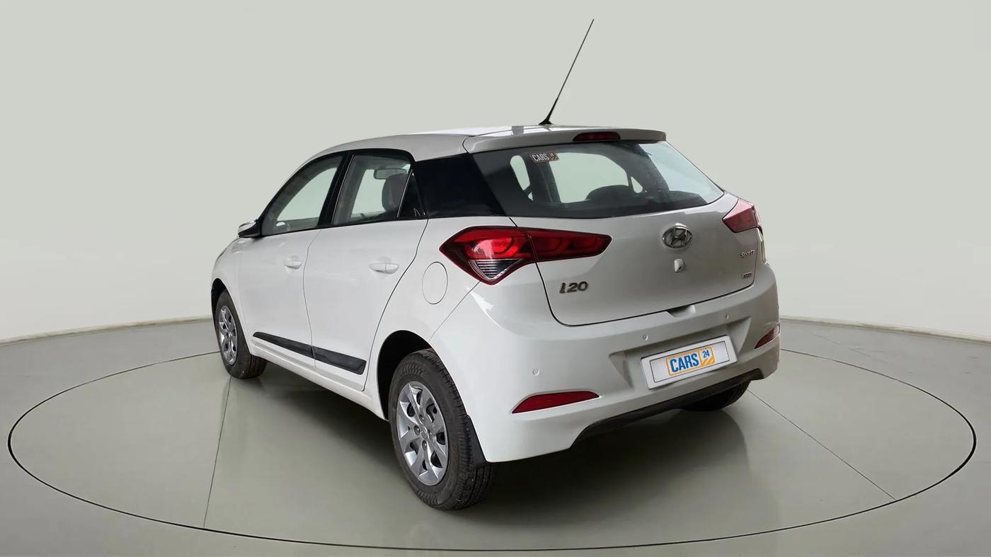 2014 Hyundai Elite i20 SPORTZ 1.2, CNG, Manual, 52,830 km, Left Back Diagonal