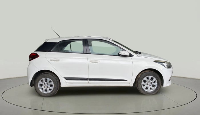 2014 Hyundai Elite i20 SPORTZ 1.2, CNG, Manual, 52,830 km, Right Side View