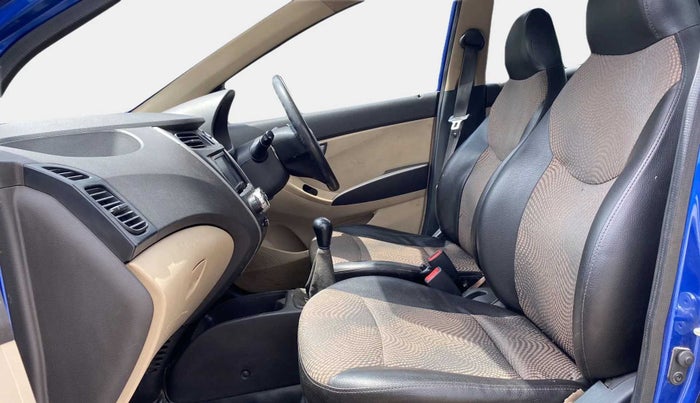 2015 Hyundai Eon SPORTZ, Petrol, Manual, 54,736 km, Right Side Front Door Cabin