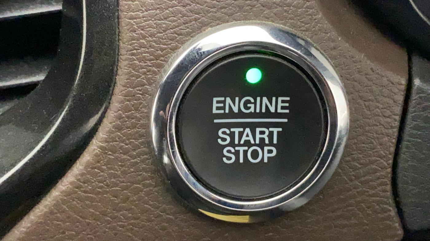 2018 Ford FREESTYLE TITANIUM PLUS 1.2 PETROL, Petrol, Manual, 42,528 km, Keyless Start/ Stop Button