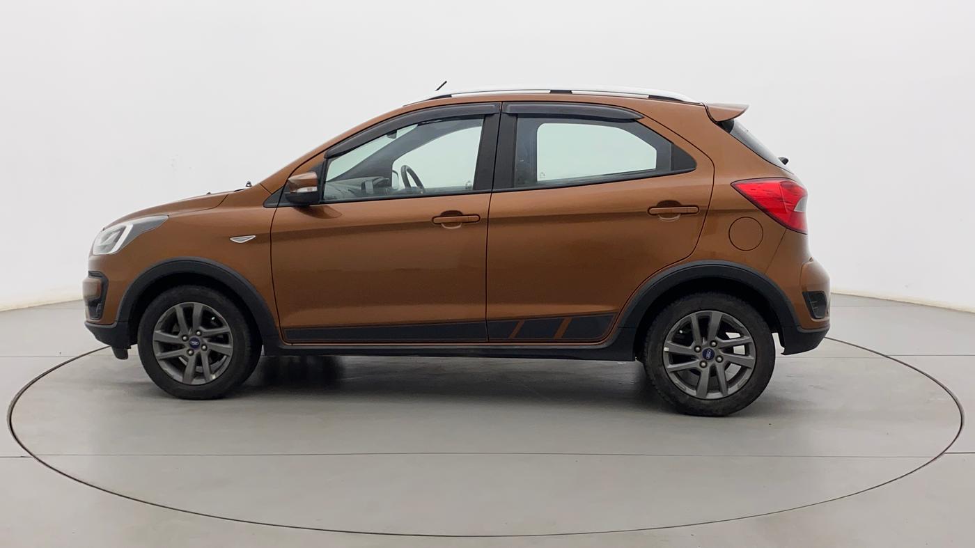 2018 Ford FREESTYLE TITANIUM PLUS 1.2 PETROL, Petrol, Manual, 42,528 km, Left Side