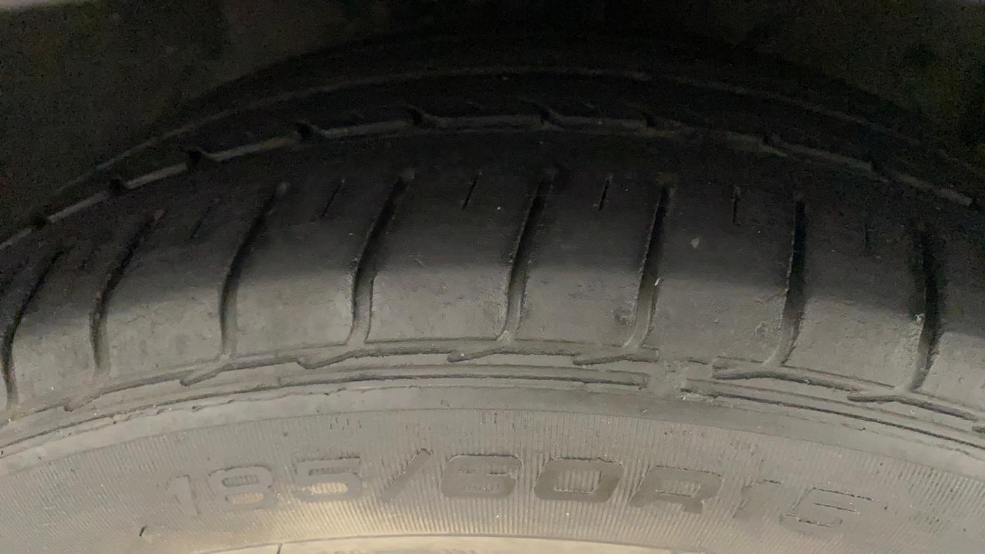 2018 Ford FREESTYLE TITANIUM PLUS 1.2 PETROL, Petrol, Manual, 42,528 km, Right Front Tyre Tread