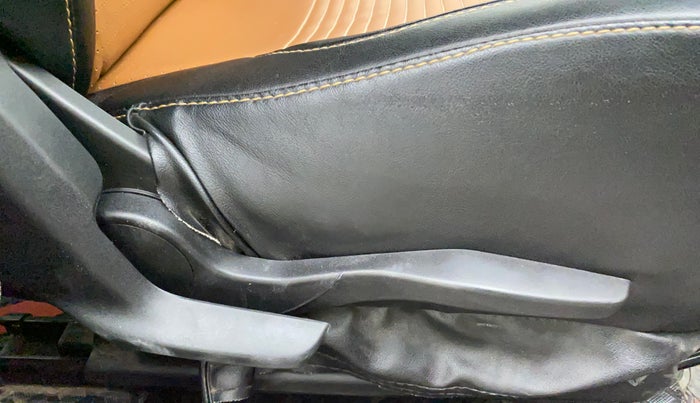 2019 Maruti Swift ZXI, Petrol, Manual, 41,099 km, Driver Side Adjustment Panel